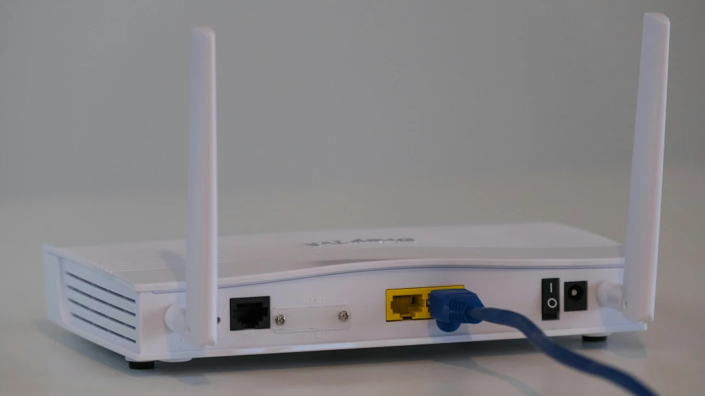 Expanding Your Home Wi-Fi: Best Methods to Ensure Strong Coverage Everywhere