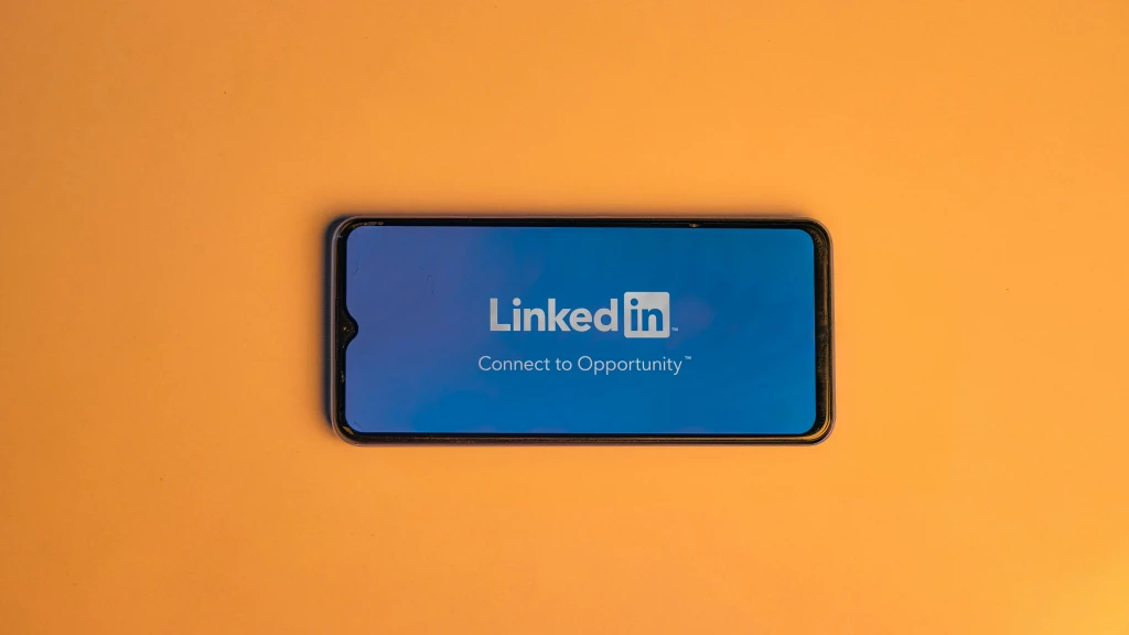 Why It’s Important to Limit Access to Your LinkedIn Profile